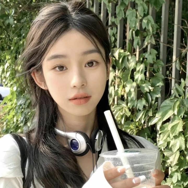 刑警与检察官，有时是法官。